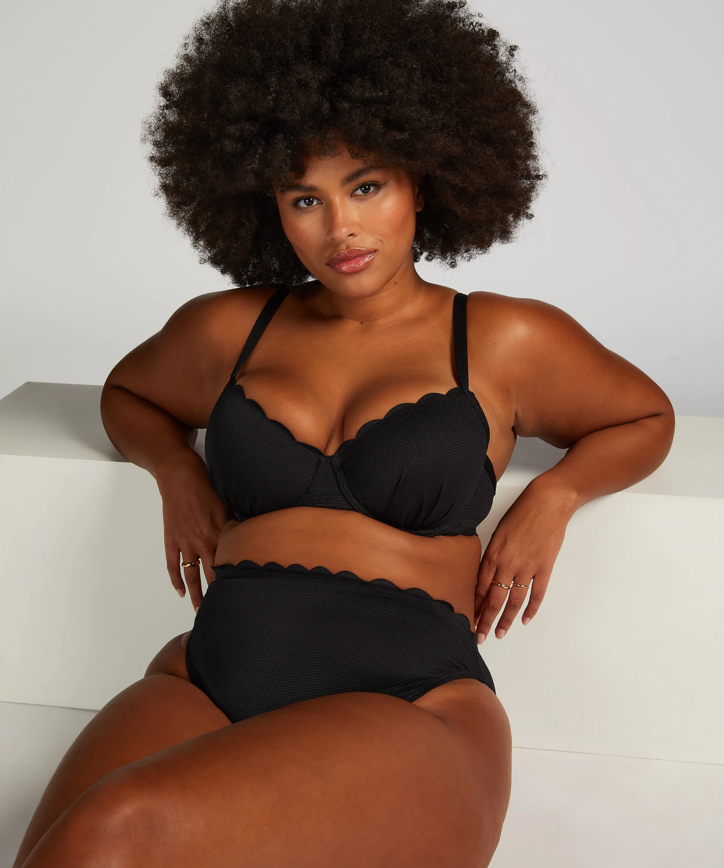 Braguita de Bikini Rio Scallop - Negro