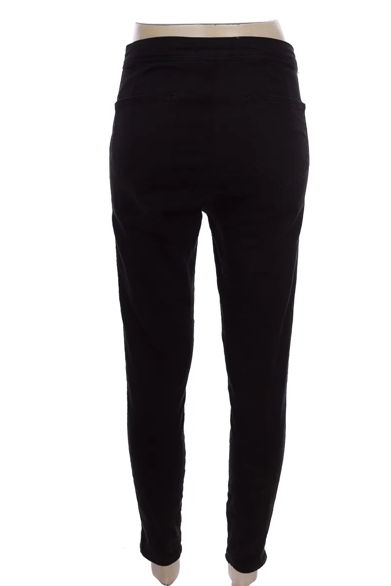 Pantalón color Negro - Bershka