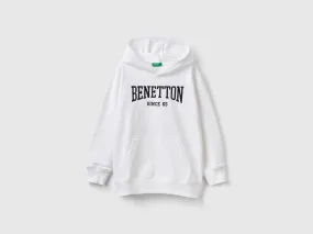Sudadera ligera con capucha