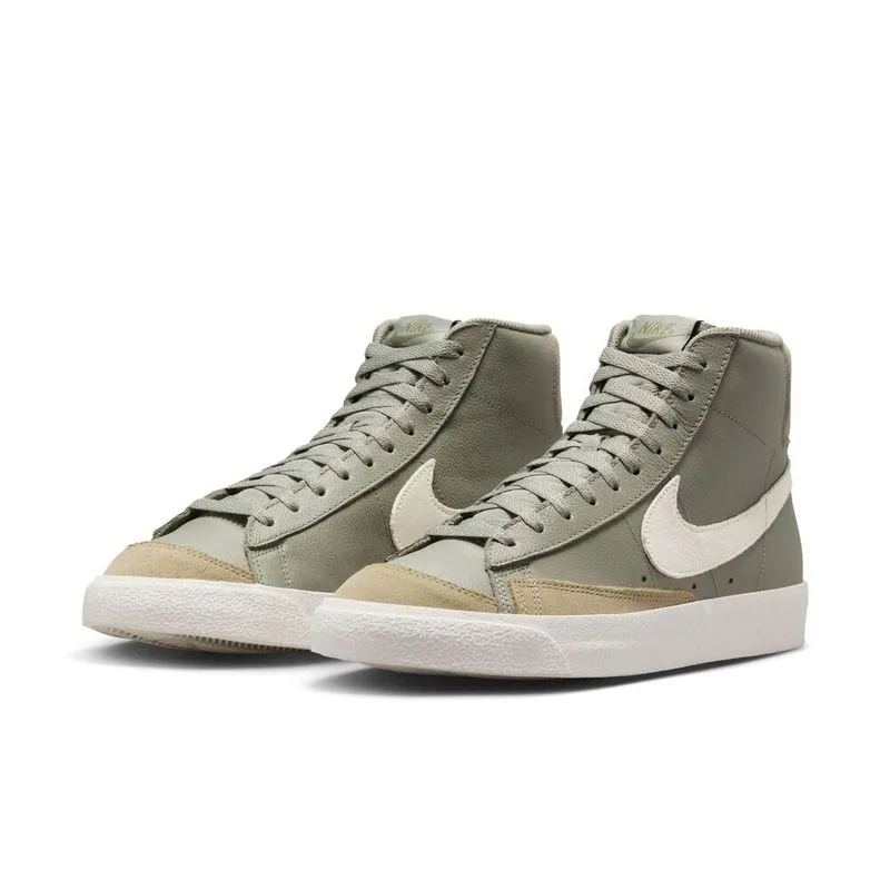 Tenis Para Hombre Blazer Mid 77 Prm Ess Nike